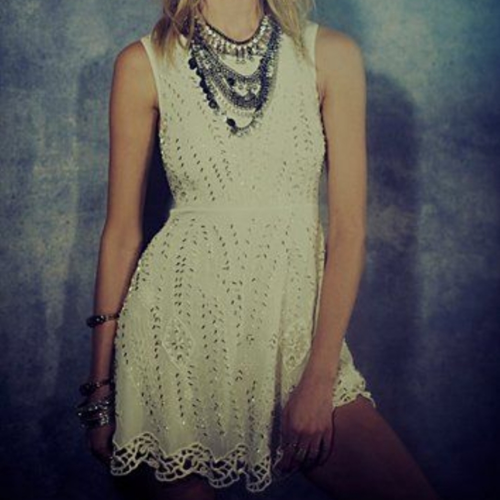 🍒NWOT🍒 FREE PEOPLE VINTAGE BEADED WHITE DRESS - Picture 3 of 8
